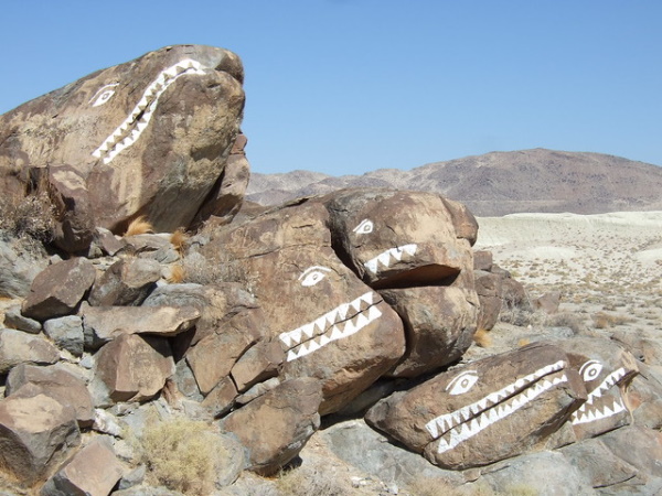 Fish Rocks Of Trona: Folk Art On A Geologic Scale