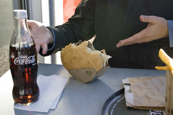 Faster Food: 8 Amazing Aids For On-The-Move Eaters