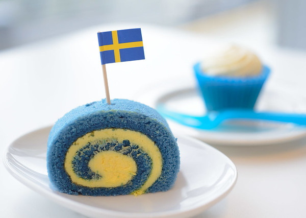 Food Indigo: 8 Amazing Cool Blue Foods & Drinks