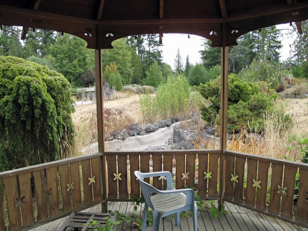 Rootless: Seven Seedy Abandoned Garden Centers