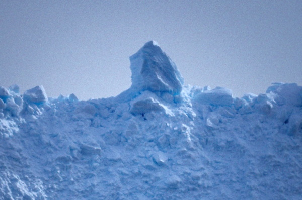 Ice Can See You: 7 Amazing Cold & Creepy Iceberg Faces