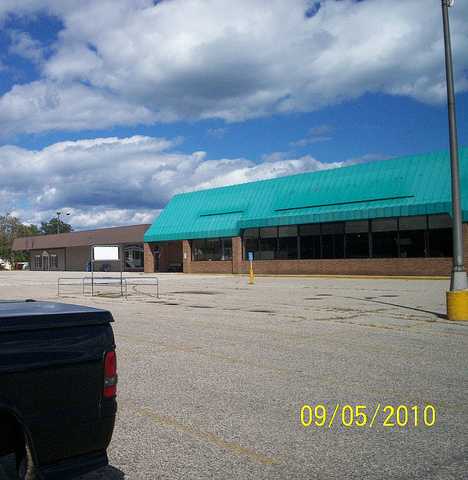 No Vital Signs: 7 Abandoned Health Food Stores