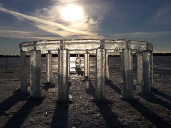 Icehenge 8a