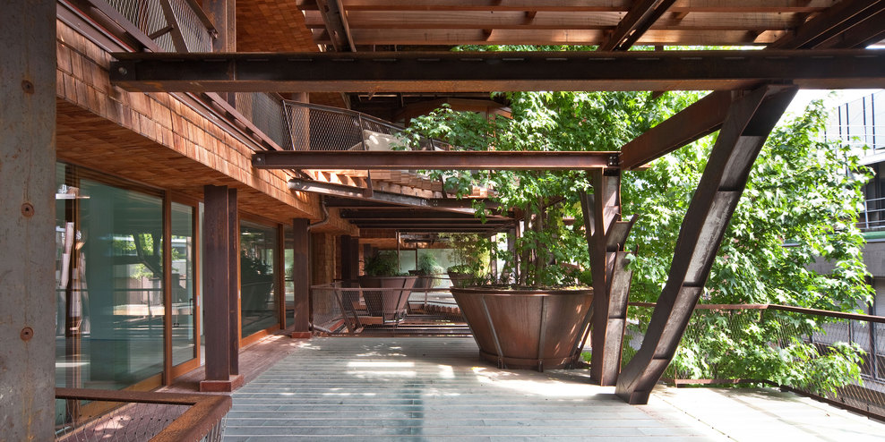 treehouse apartmnt 6