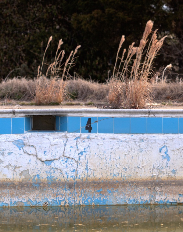 abandoned swimming pool 8