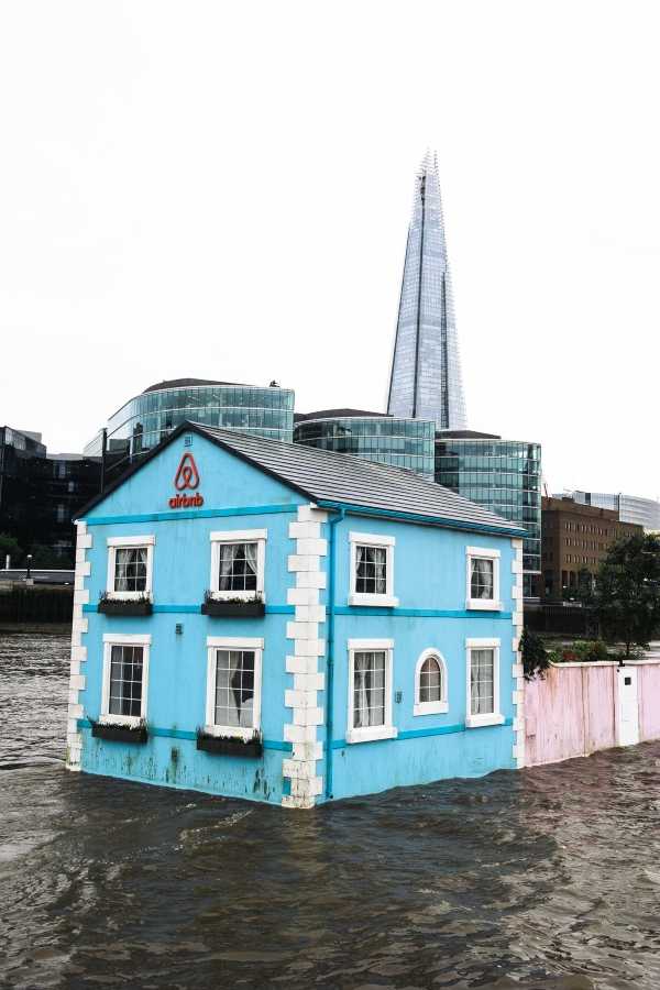 Airbnb Floating House wenn22501275