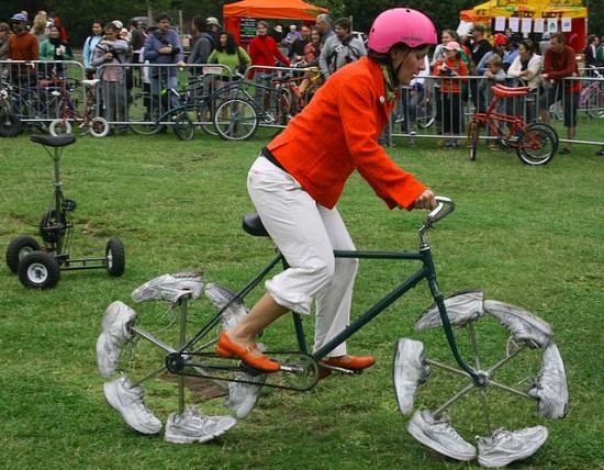 bizarre bikes walking 3