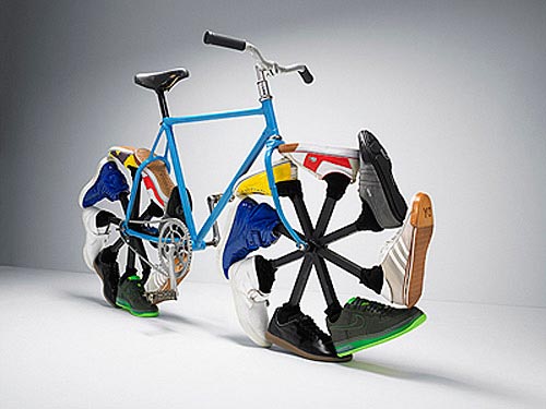 bizarre bikes walking