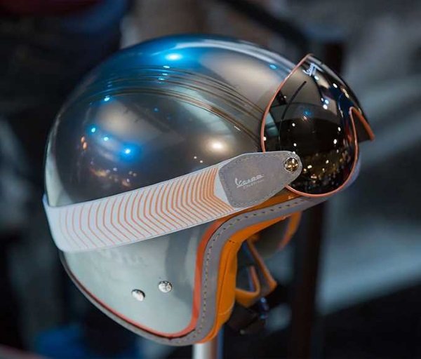Silent Sting: Vespa Scooters Go Electric In 2018