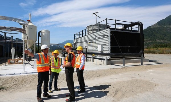 Air, Cleaner: Pilot Plant Economically Captures CO2
