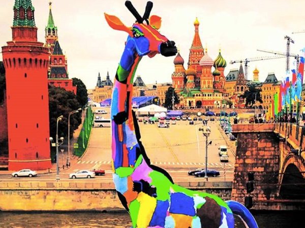 Sole Purpose: Recycling Washed Up Flip-Flops Into Art