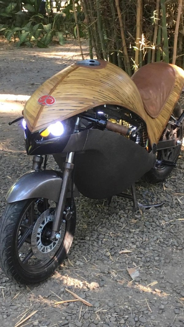 Wood Chopper: Banatti’s Bamboo-Bodied Motorcycle
