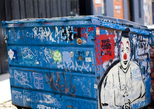 Dumpster Divine: 7 Distinctly Decorated Dumpsters