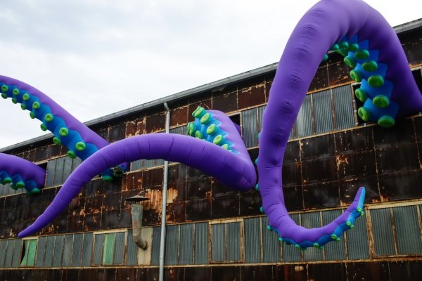 Naval Arms: Philadelphia Navy Yard’s Sea Monster