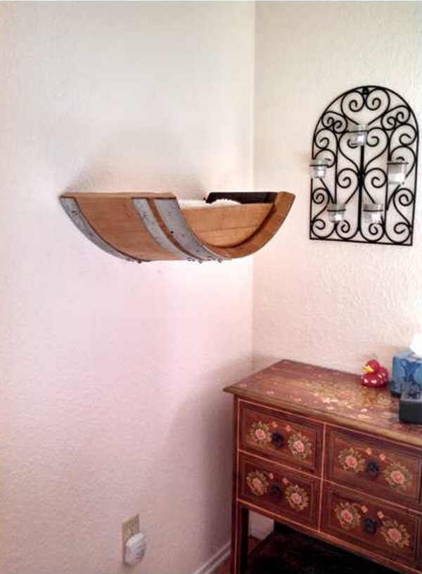 Kit’n Barrel: Recycled Wine Barrel Cat Beds