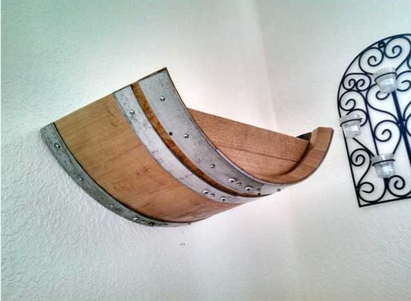 Kit’n Barrel: Recycled Wine Barrel Cat Beds