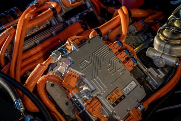 Electric E-10: Chevy’s Powerful Plug-In Retro Pick-up