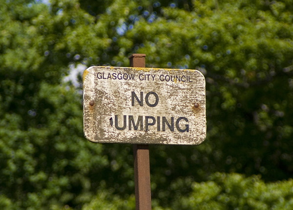Dump Luck: 10 Indispensable ‘No Dumping’ Signs