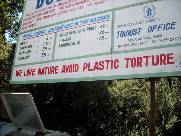 Garbage Baggage: 10 International ‘No Plastic Bags’ Signs