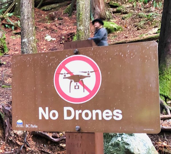 Whirled Piece: 10 Nifty ‘No Drones’ Signs